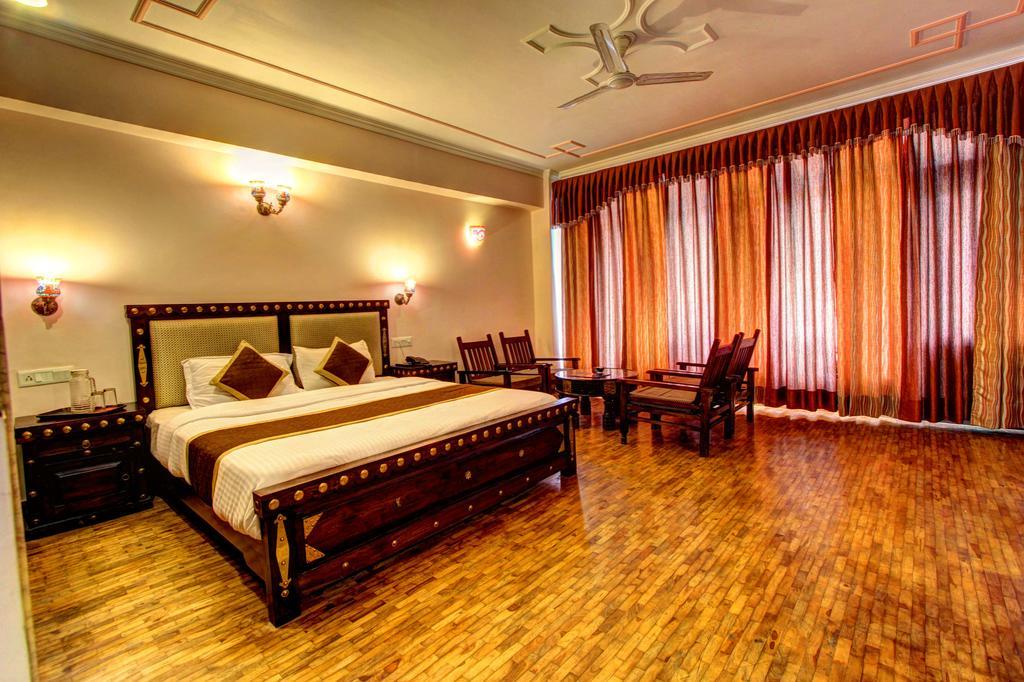 Hotel The Himachal Inn Manāli Exterior foto