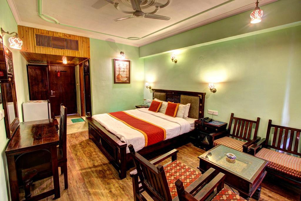 Hotel The Himachal Inn Manāli Exterior foto